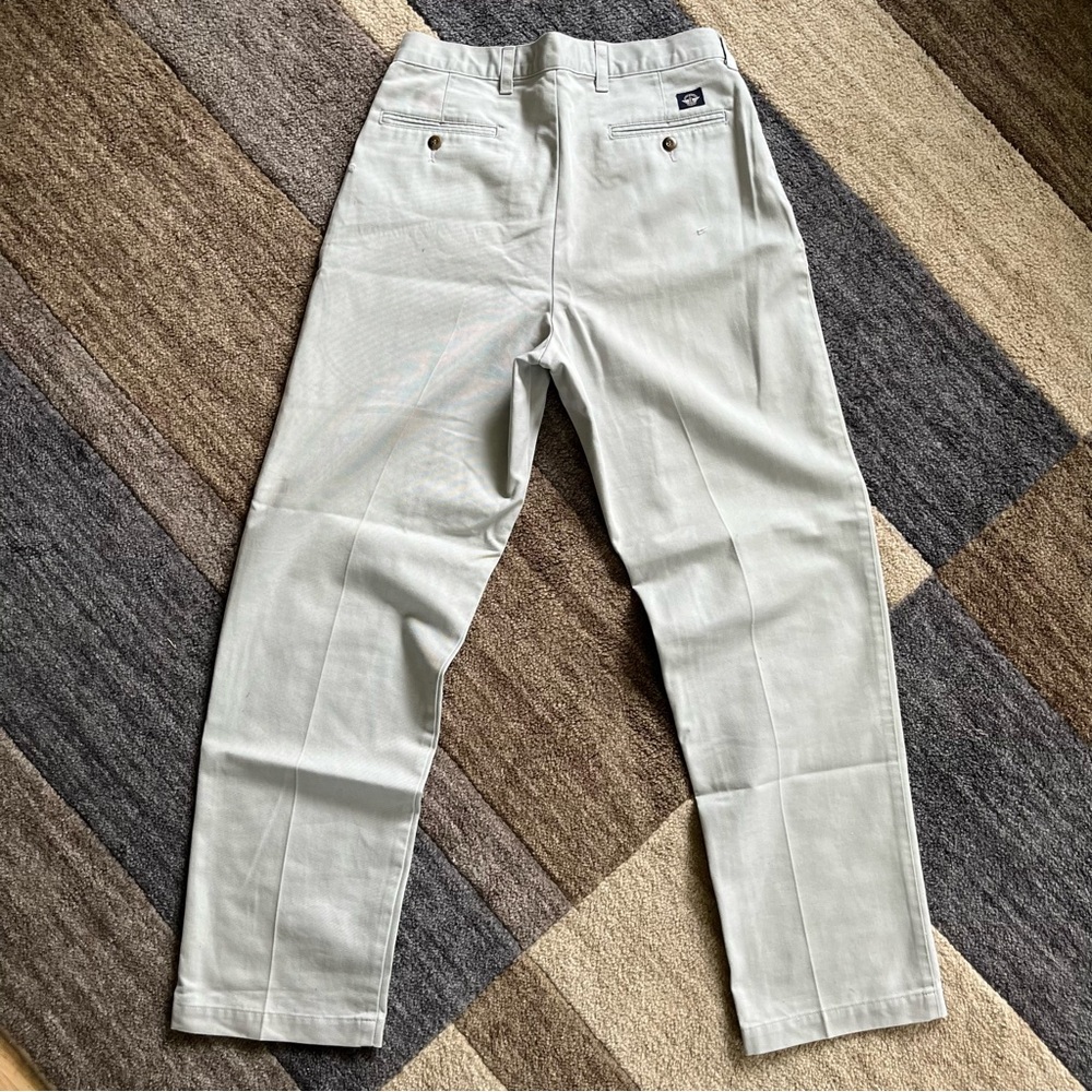 Vintage Dockers dress pants. Size fits like a 33x32